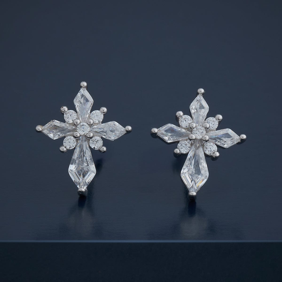 Silver Earring 92.5 Silver Earring 183176