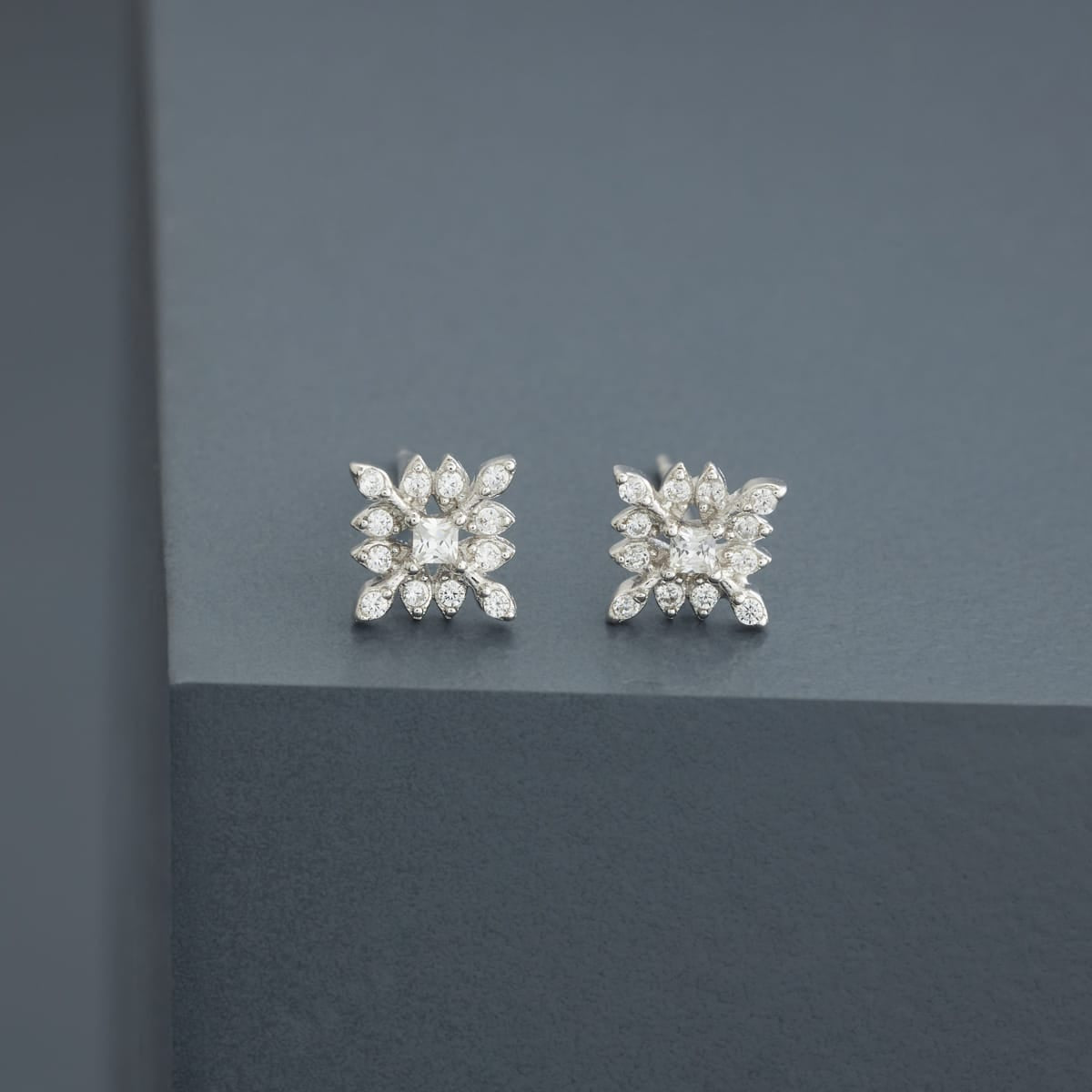 Silver Earring 92.5 Silver Earring 201019