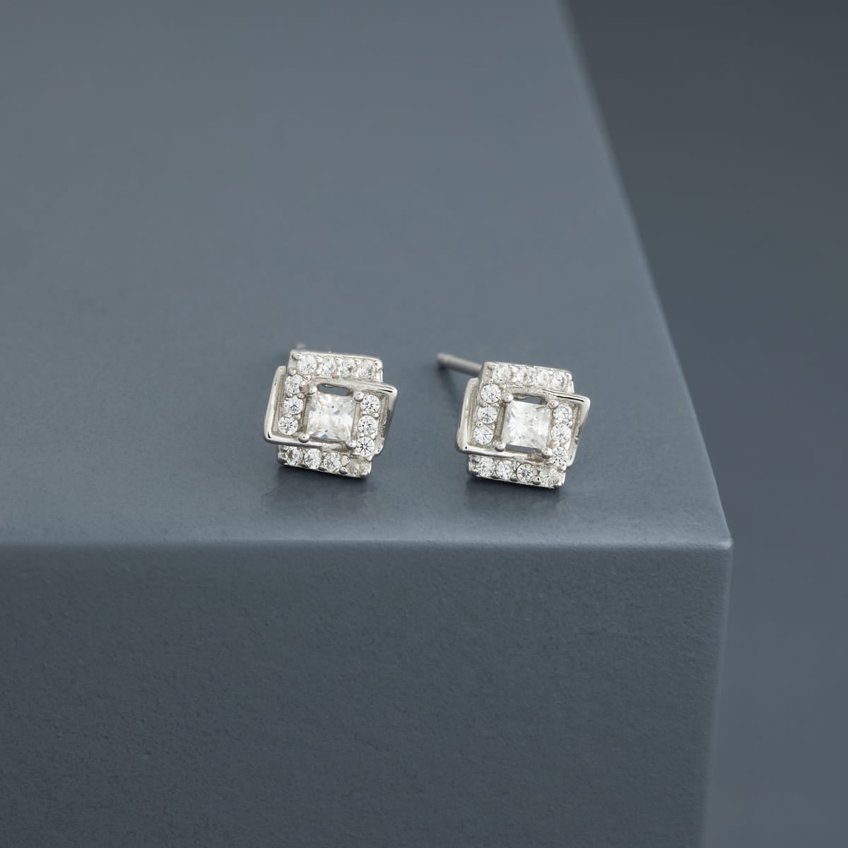 Silver Earring 92.5 Silver Earring 201028