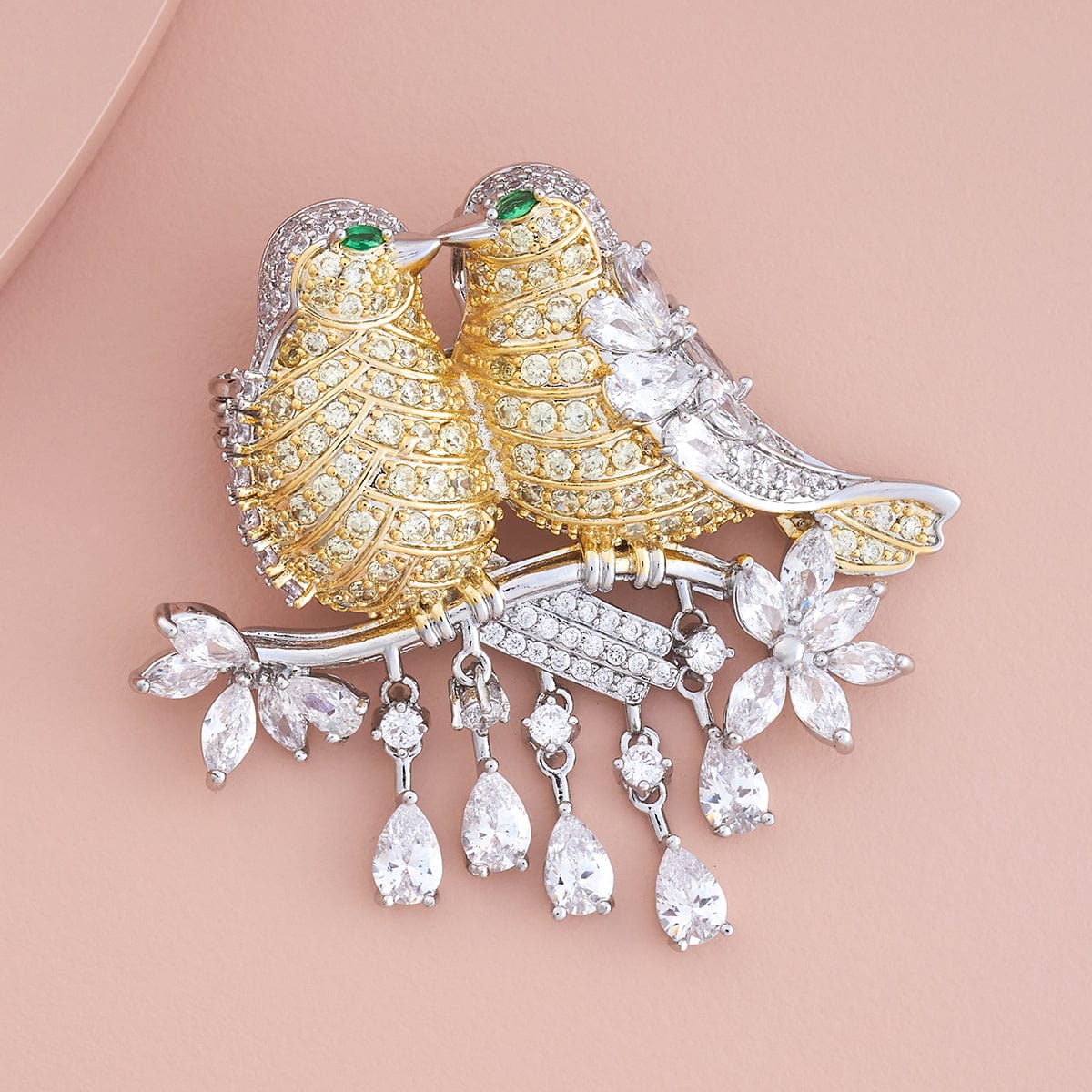 Trendy Brooch Trendy Brooch 184974
