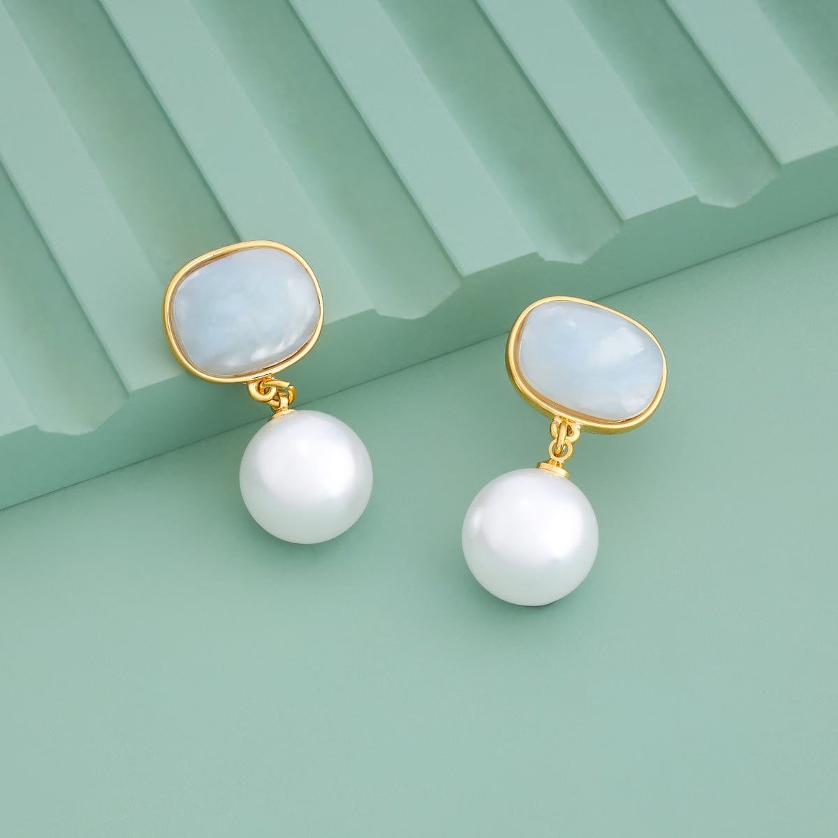 Trendy Earring Trendy Earring 189965