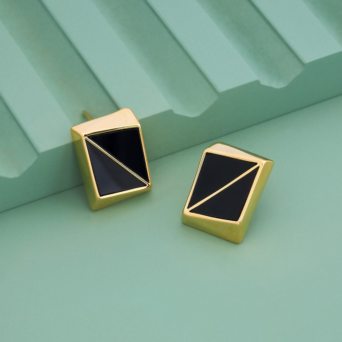 Trendy Earring Trendy Earring 189969