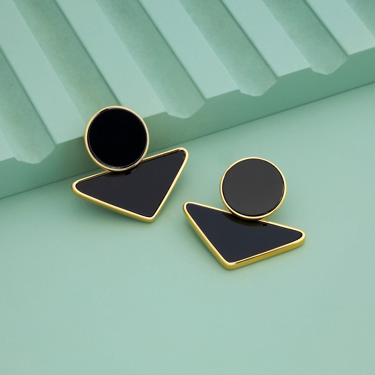 Trendy Earring Trendy Earring 189970