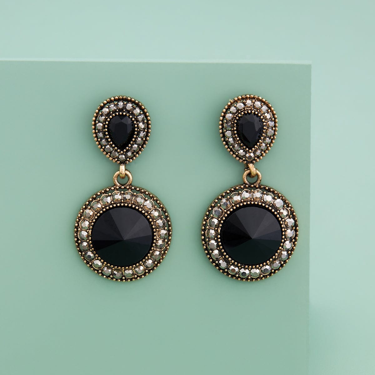 Trendy Earring Trendy Earring 189871