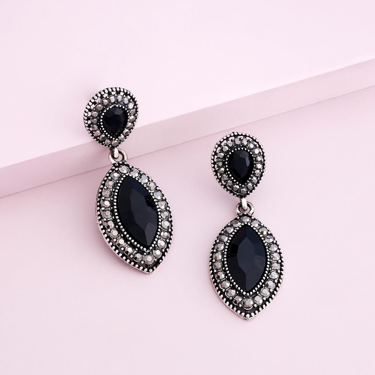 Trendy Earring Trendy Earring 189872