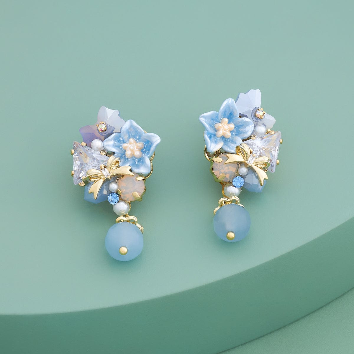 Trendy Earring Trendy Earring 190131