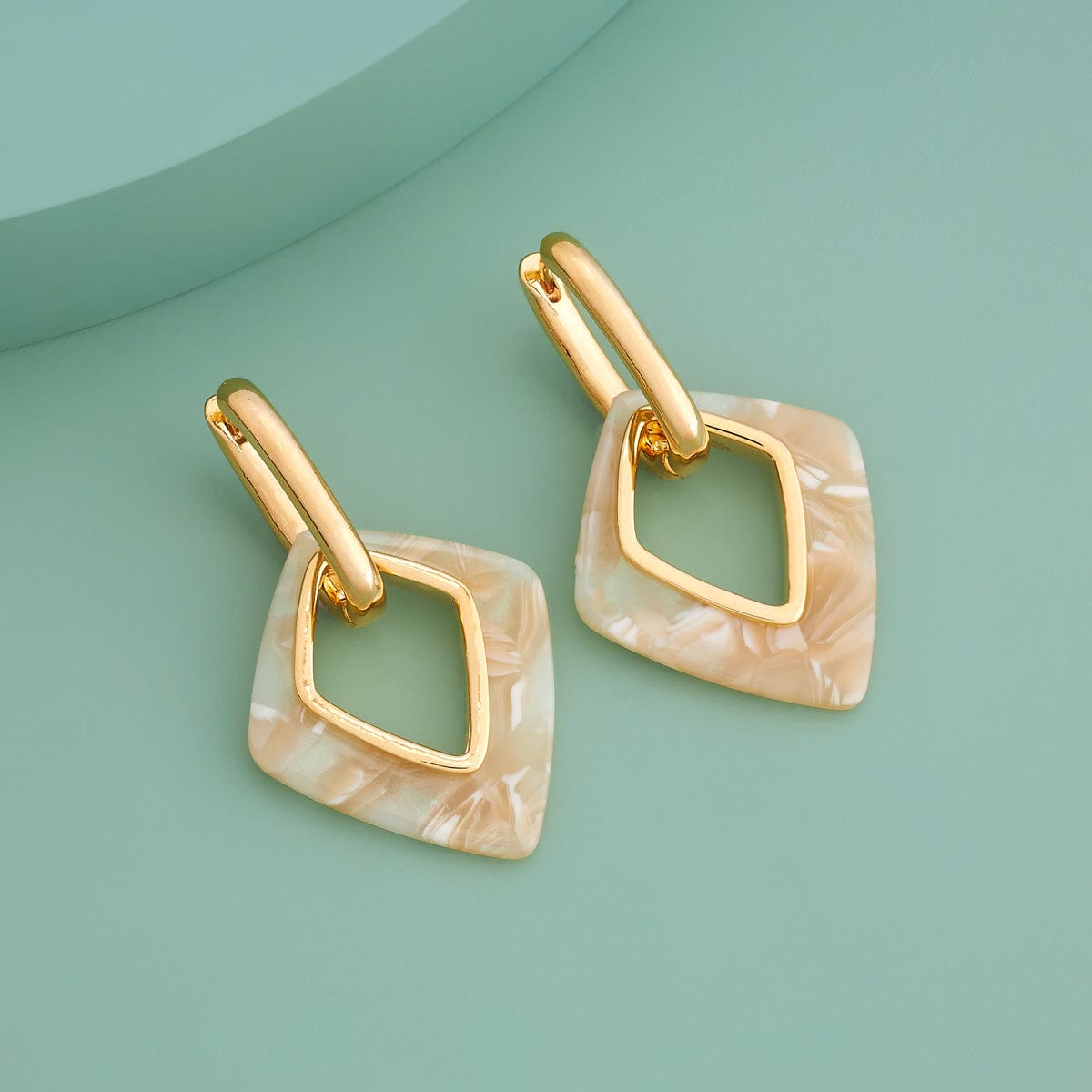 Trendy Earring Trendy Earring 190070