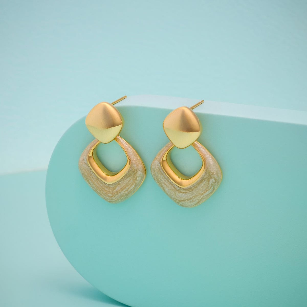Trendy Earring Trendy Earring 192785