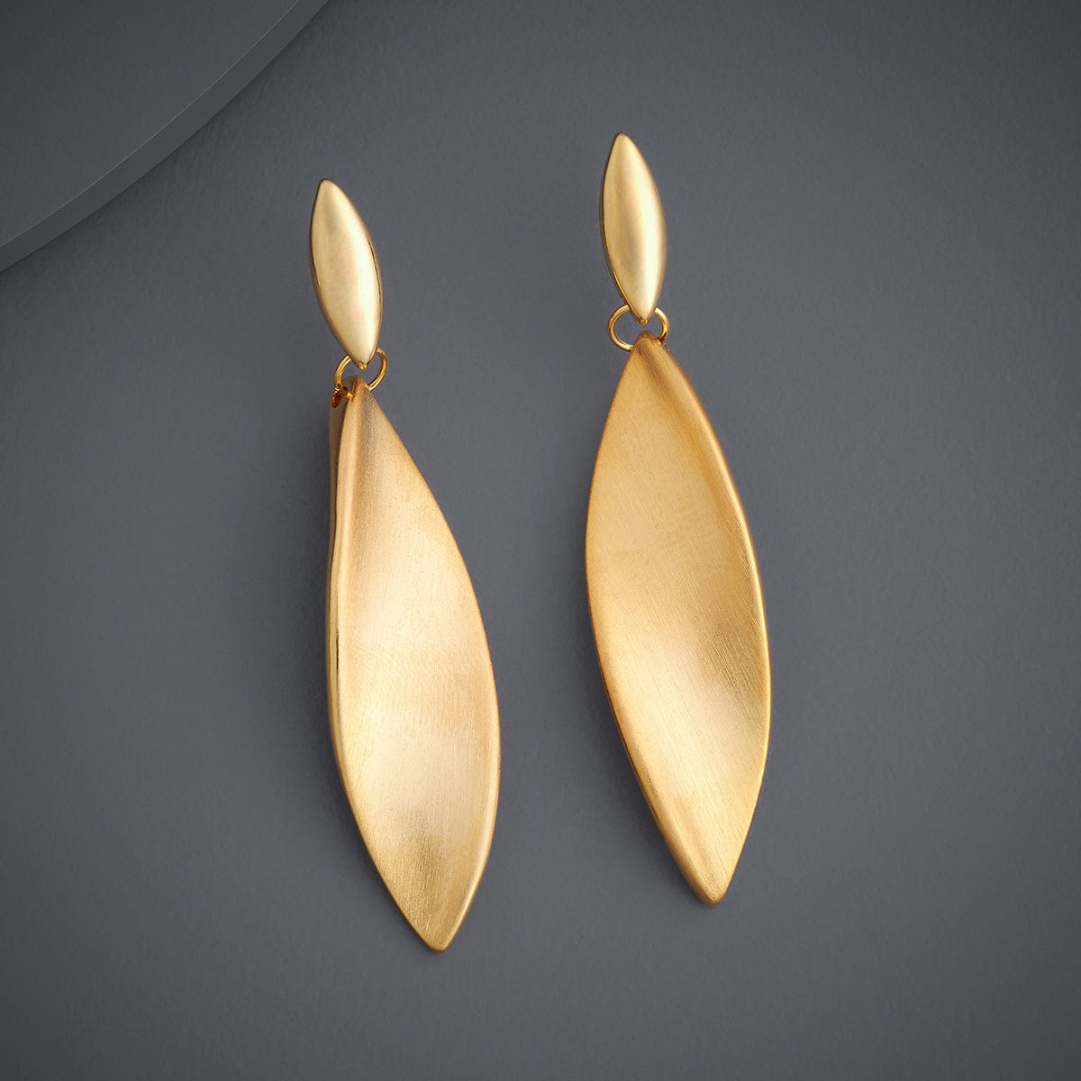 Trendy Earring Trendy Earring 183526