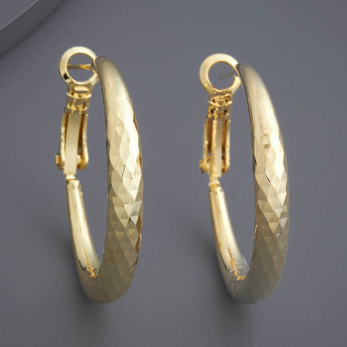 Trendy Earring Trendy Earring 184112