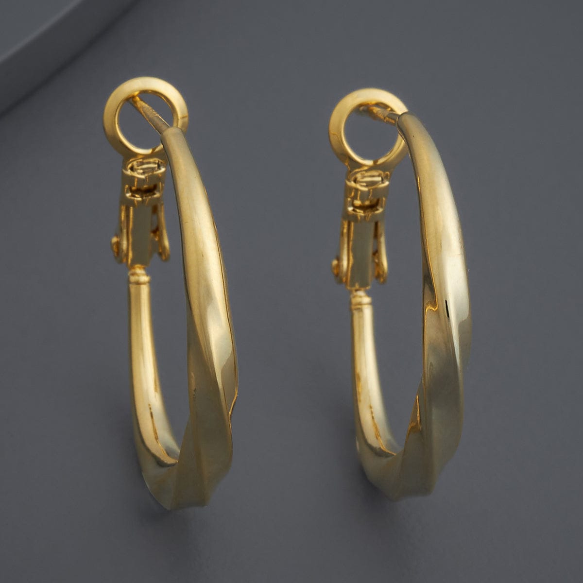 Trendy Earring Trendy Earring 184300