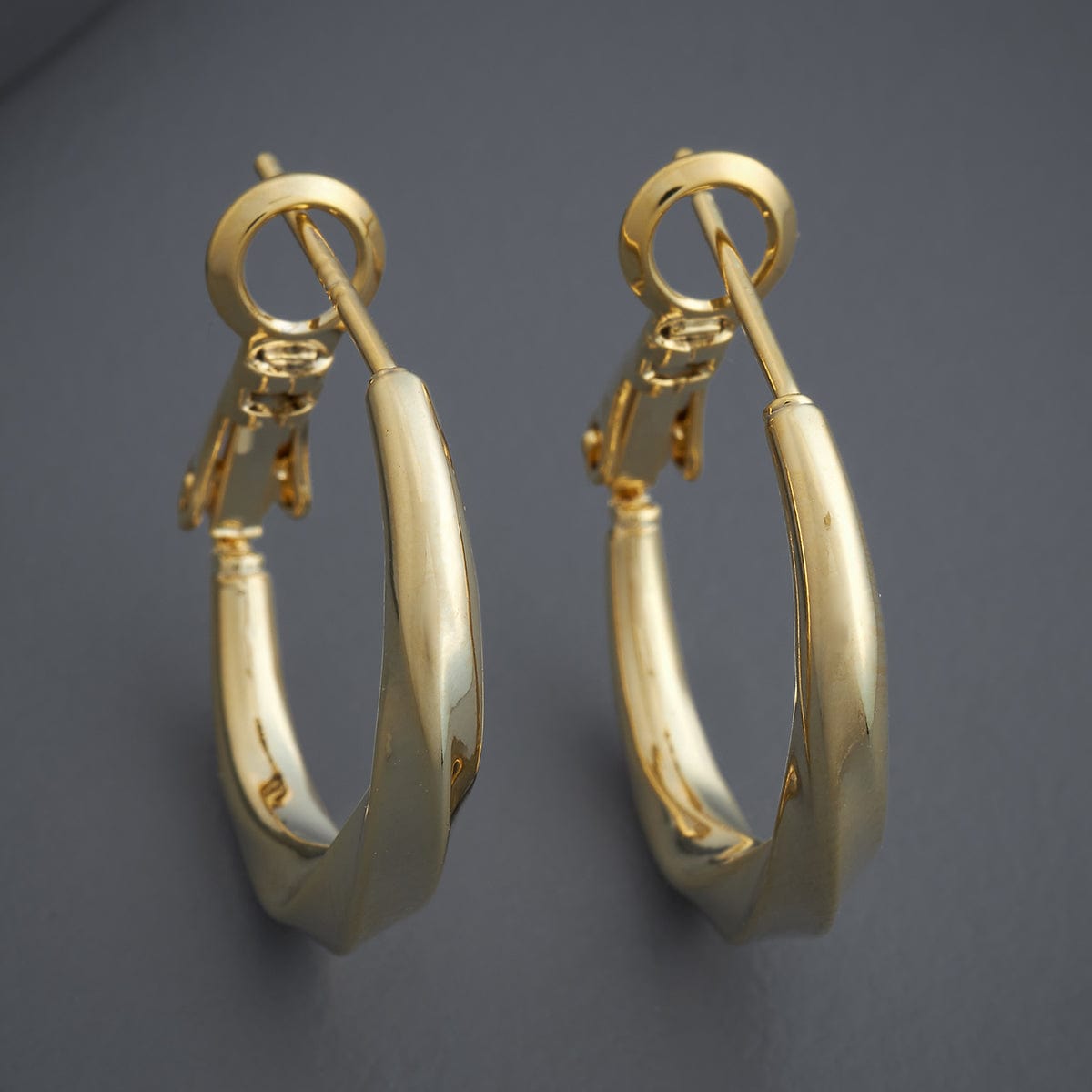 Trendy Earring Trendy Earring 184301