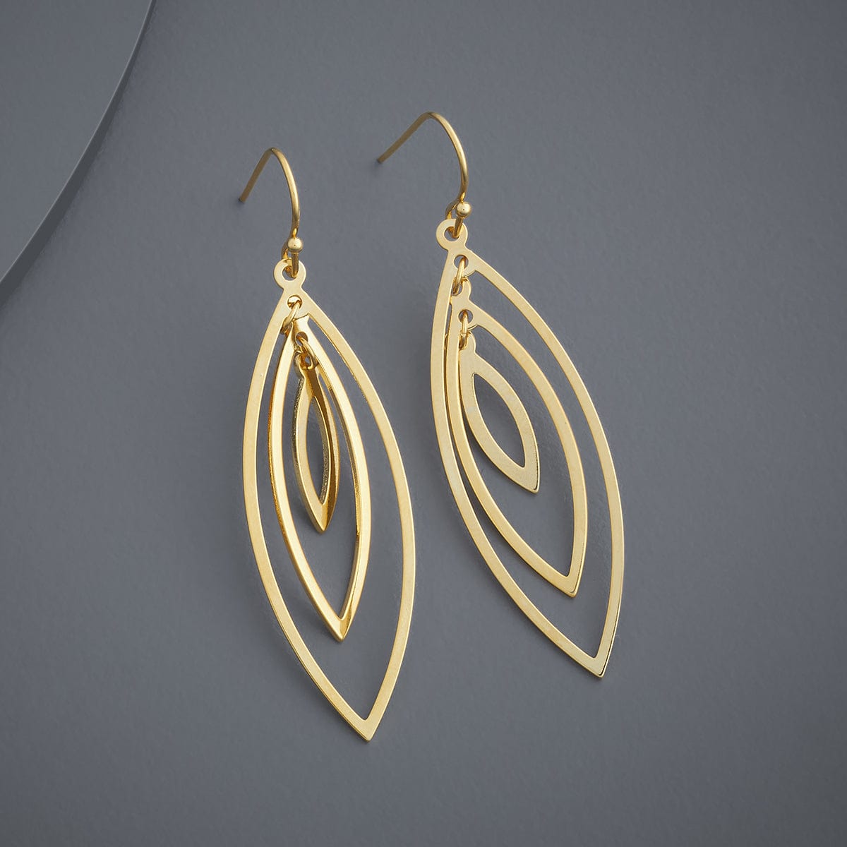 Trendy Earring Trendy Earring 184361