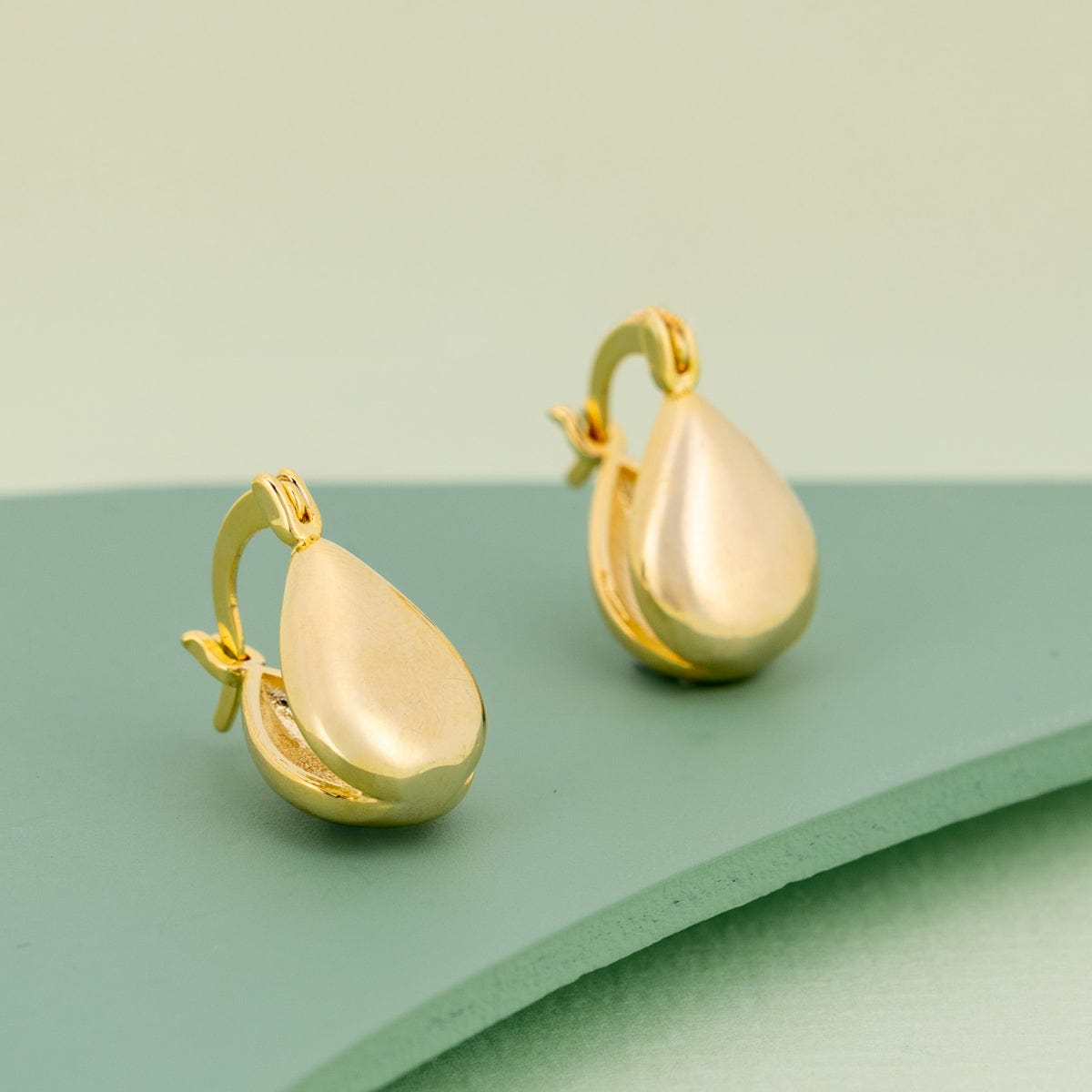 Trendy Earring Trendy Earring 187448