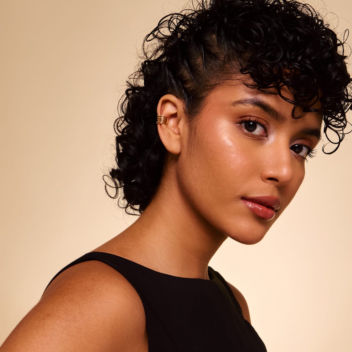 Trendy Earring Trendy Earring 201576