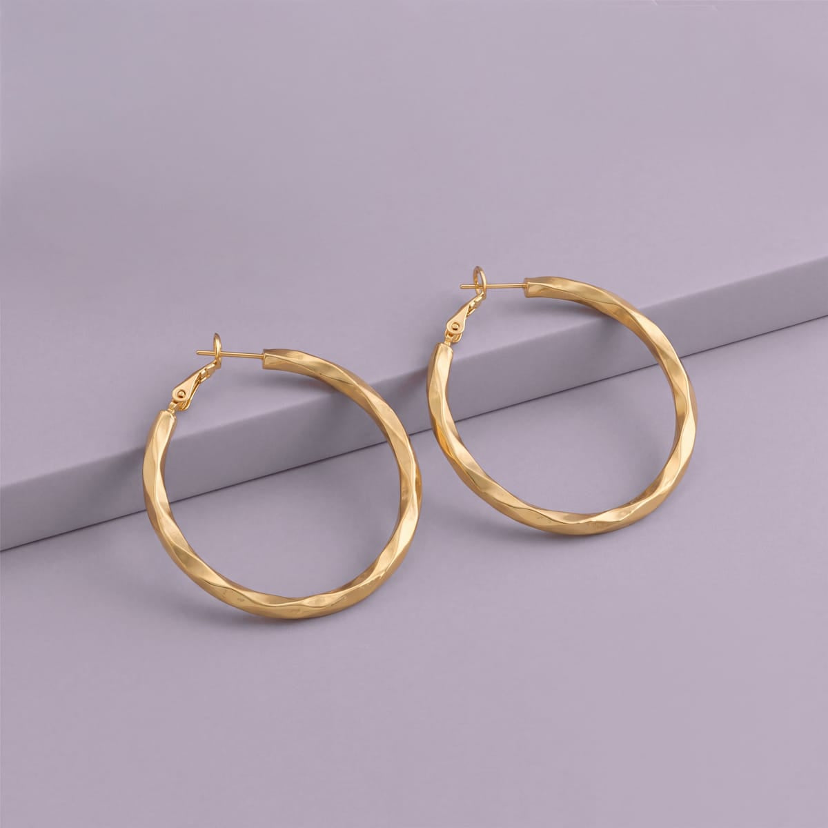 Trendy Earring Trendy Earring 206550