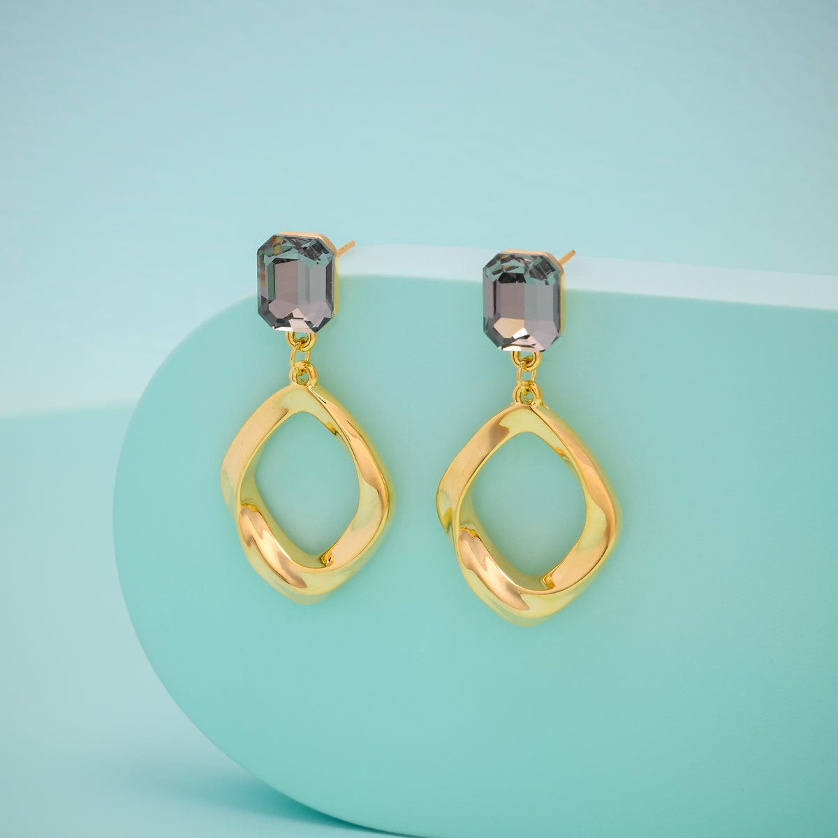 Trendy Earring Trendy Earring 192784