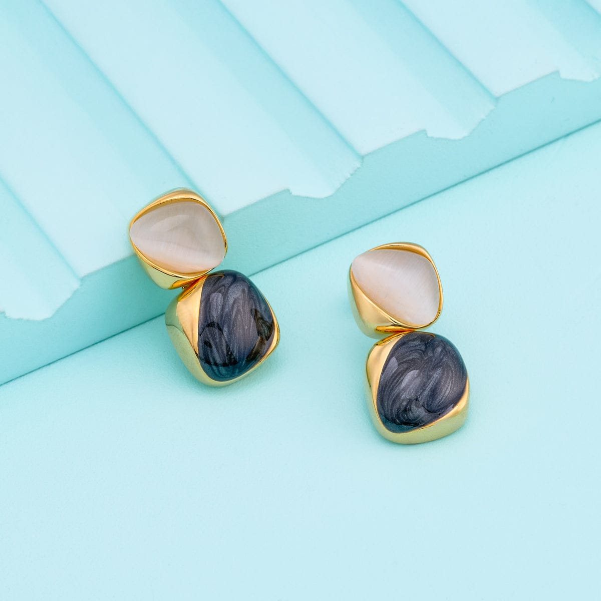 Trendy Earring Trendy Earring 196686