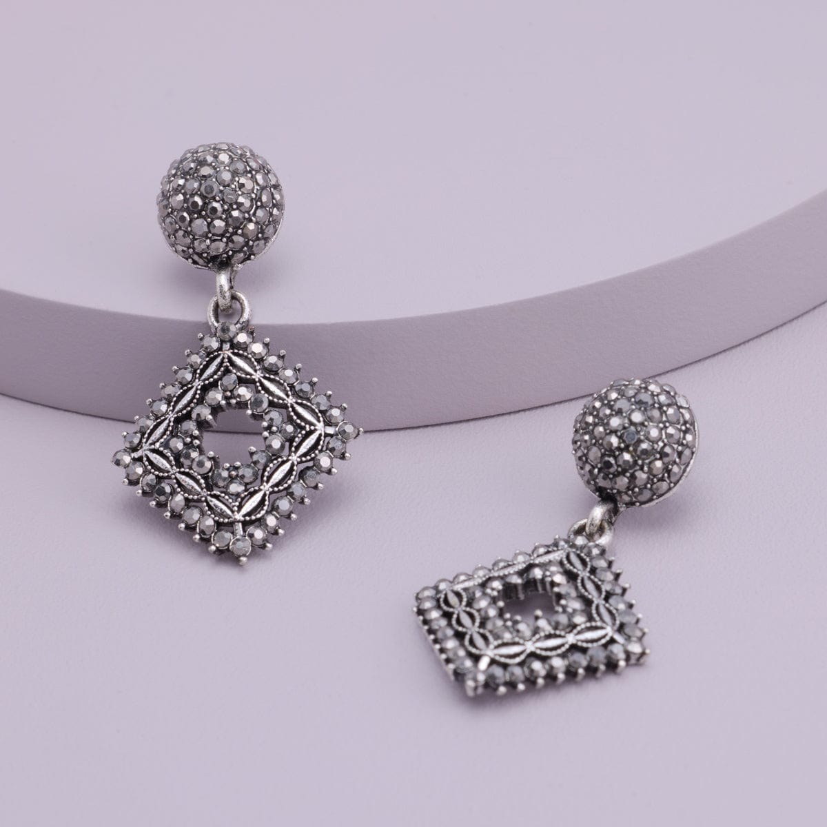 Trendy Earring Trendy Earring 189735