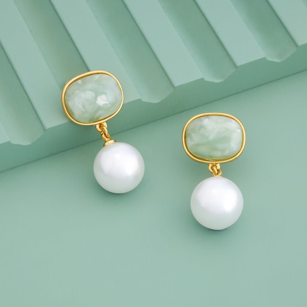 Trendy Earring Trendy Earring 189965