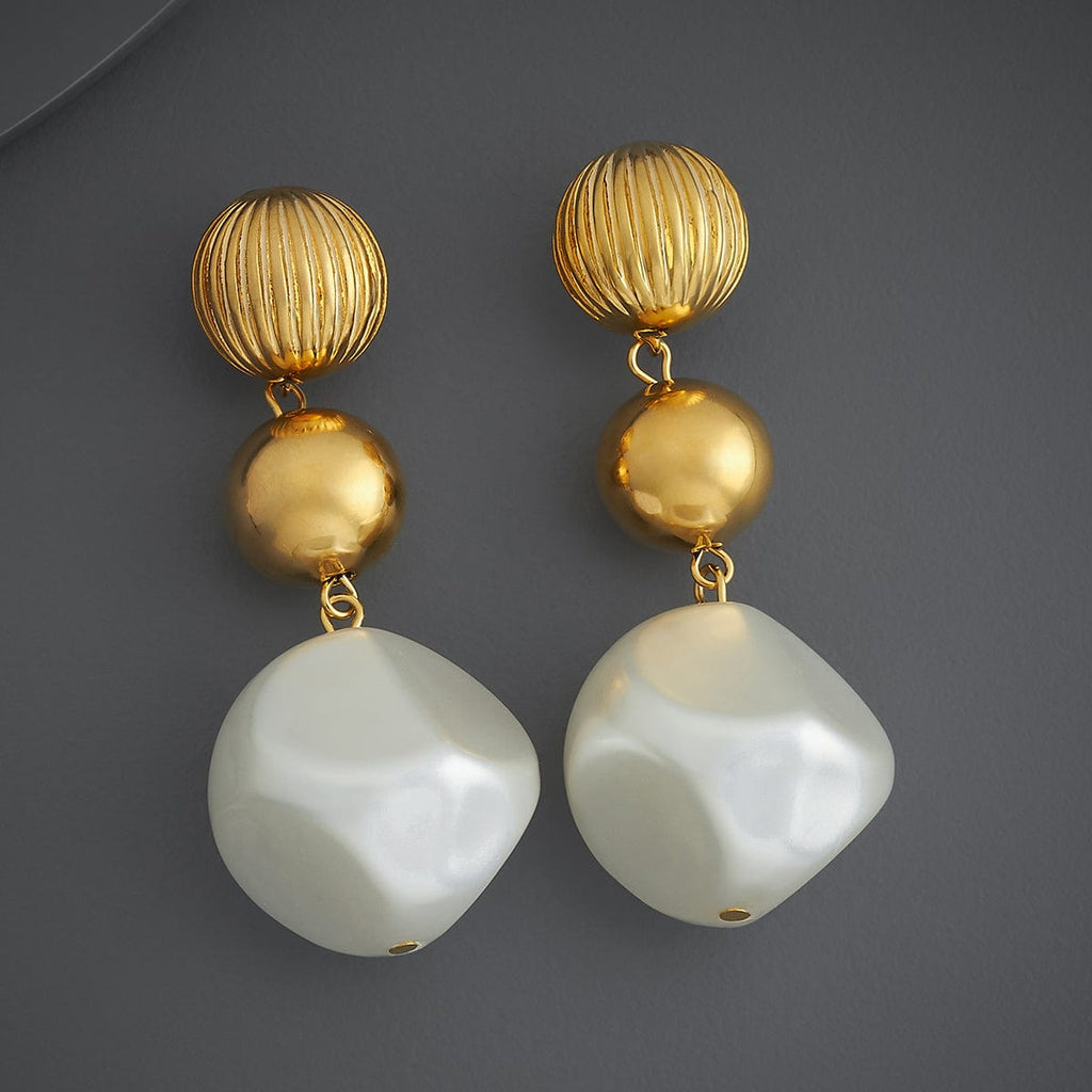 Trendy Earring Trendy Earring 185903