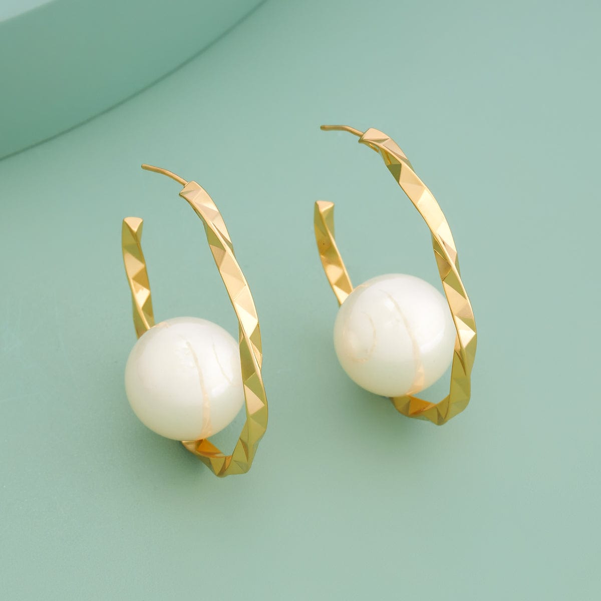 Trendy Earring Trendy Earring 189694