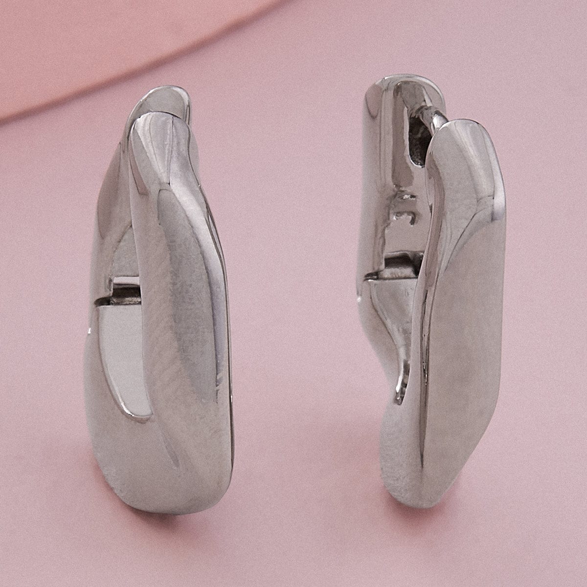 Trendy Earring Trendy Earring 160010