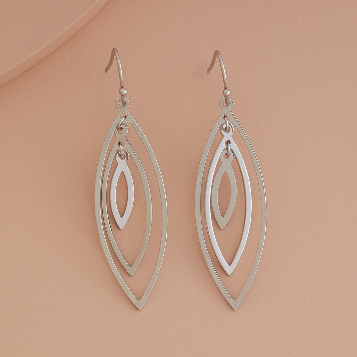 Trendy Earring Trendy Earring 184361