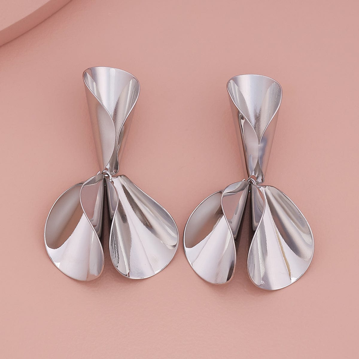 Trendy Earring Trendy Earring 185924