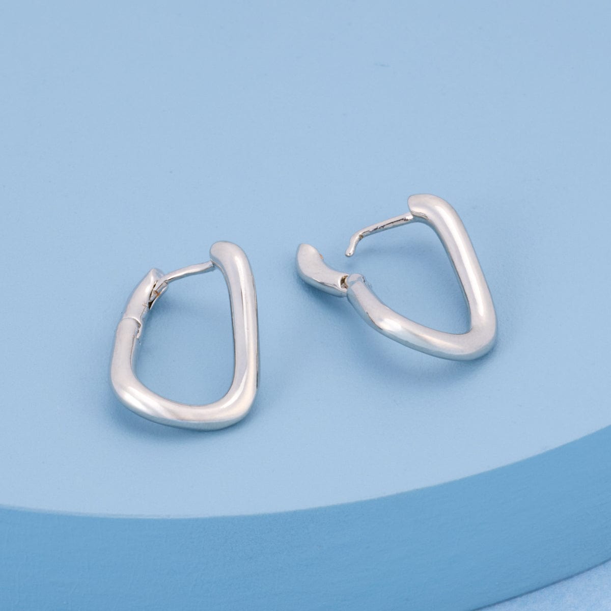 Trendy Earring Trendy Earring 187446