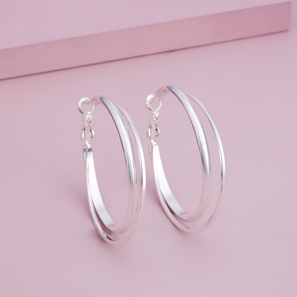 Trendy Earring Trendy Earring 189889