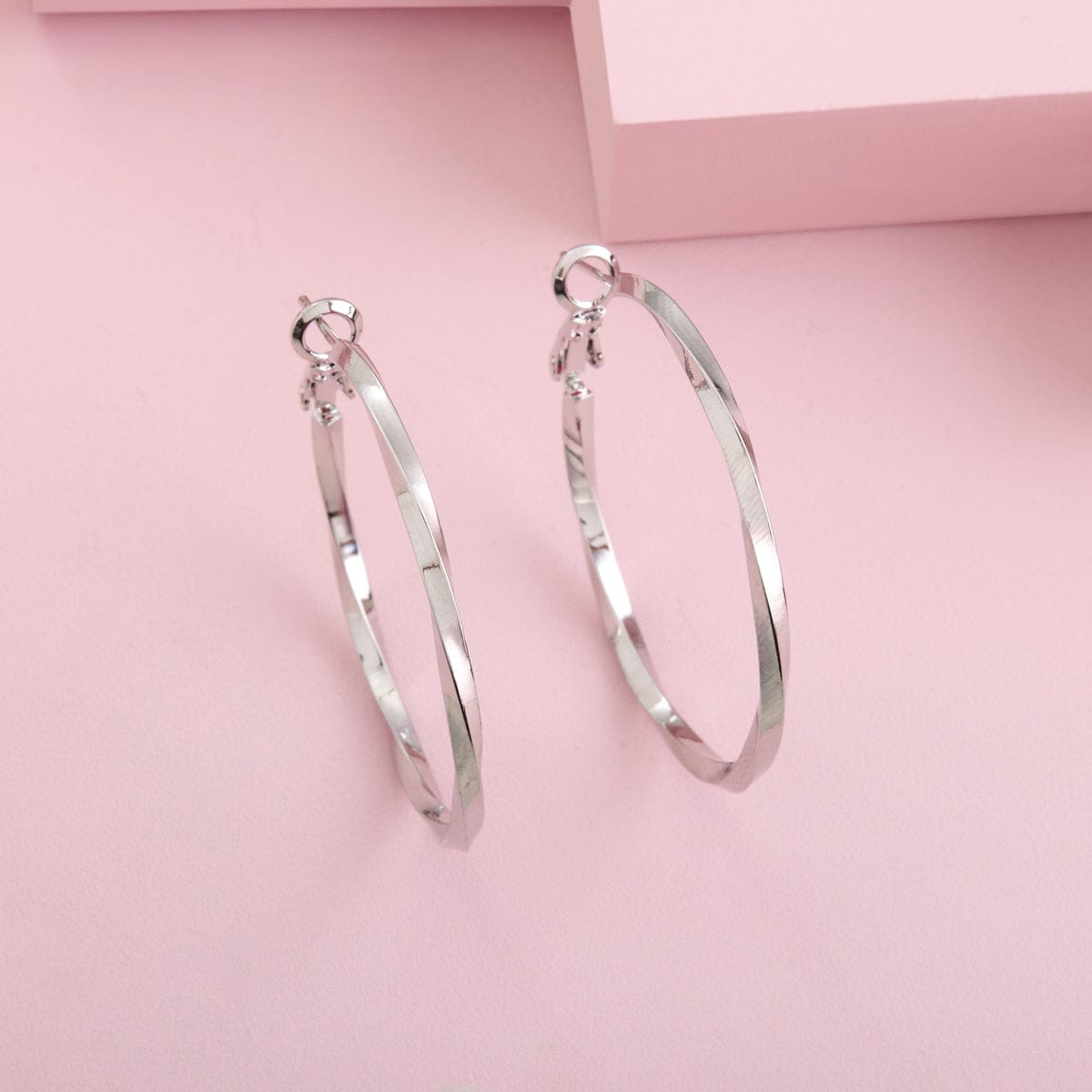 Trendy Earring Trendy Earring 192636
