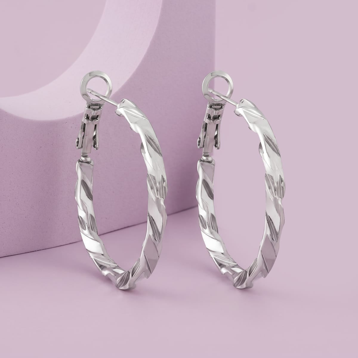 Trendy Earring Trendy Earring 201699