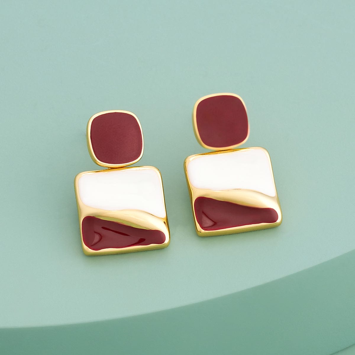 Trendy Earring Trendy Earring 189695