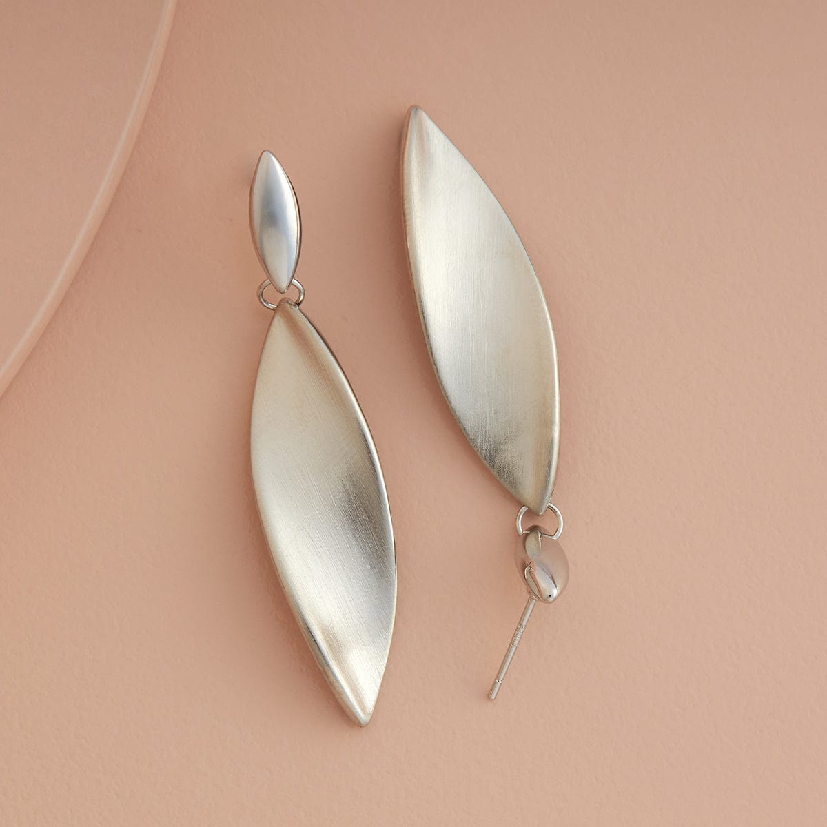 Trendy Earring Trendy Earring 183526