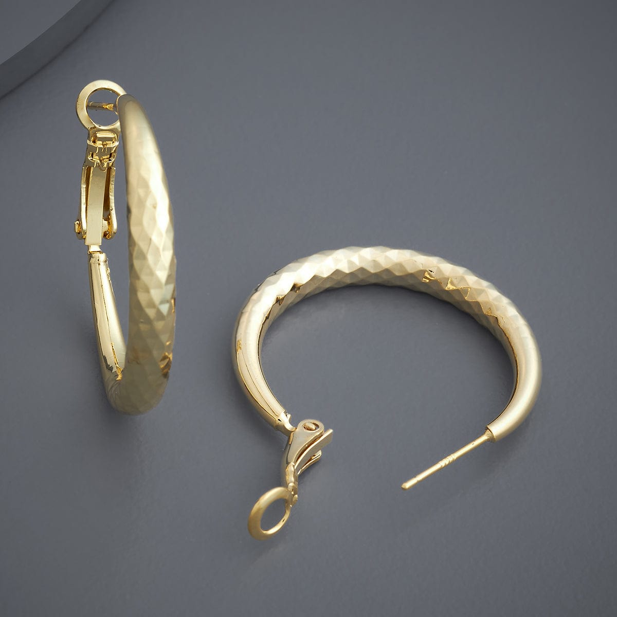 Trendy Earring Trendy Earring 184112