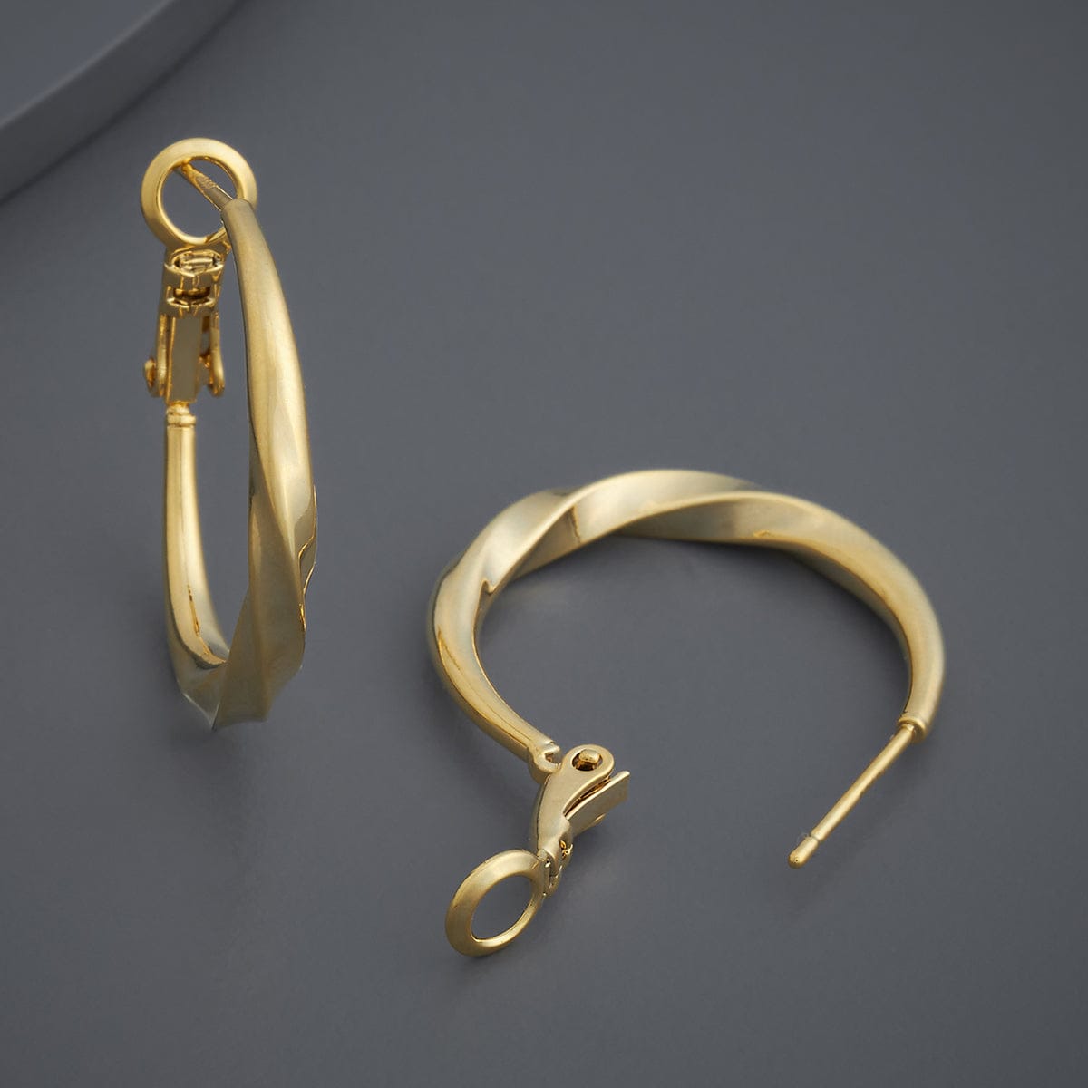 Trendy Earring Trendy Earring 184300
