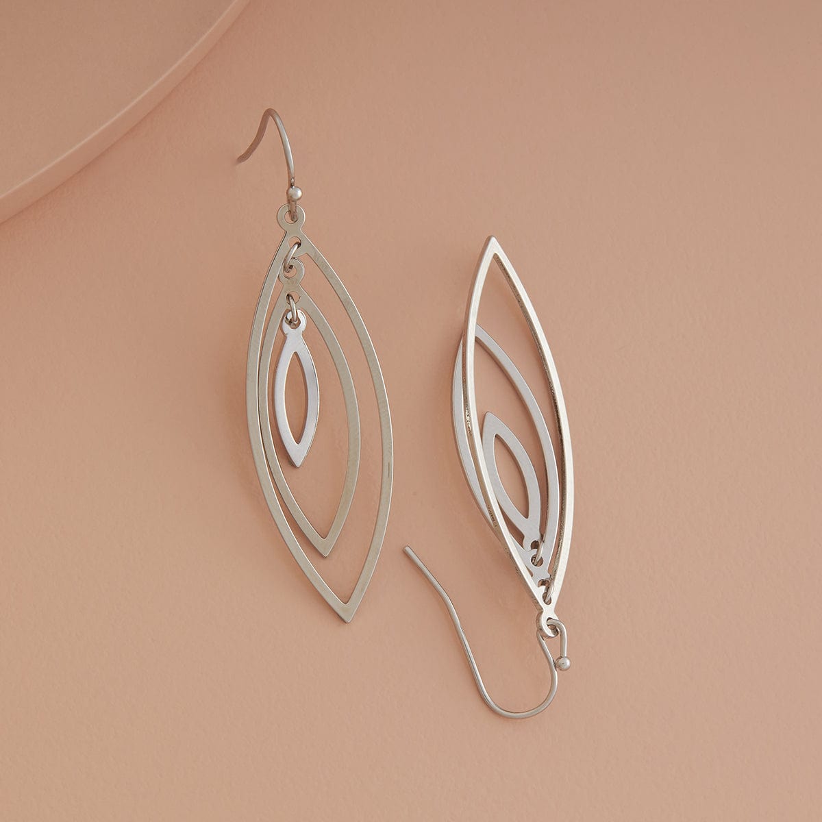 Trendy Earring Trendy Earring 184361