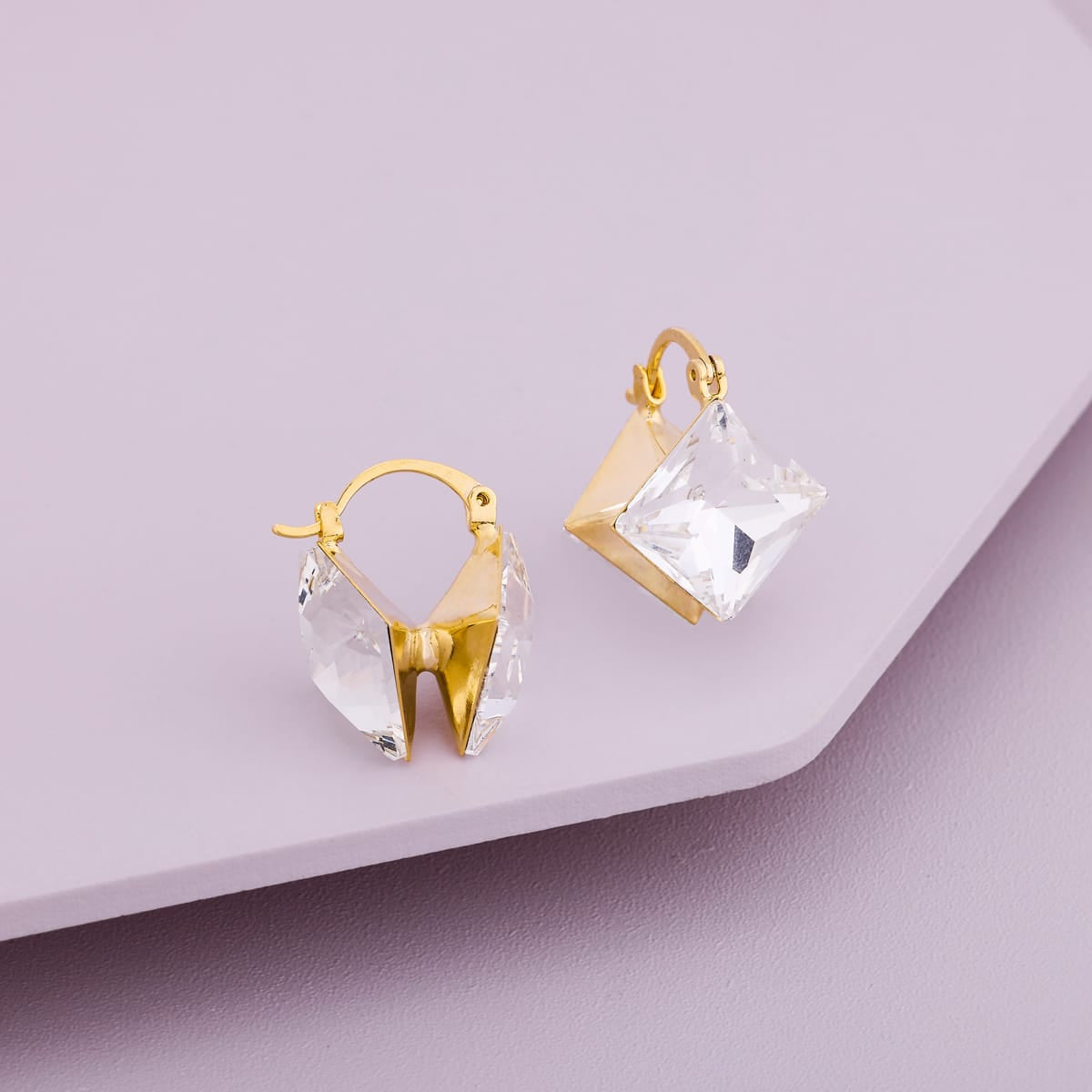 Trendy Earring Trendy Earring 200174