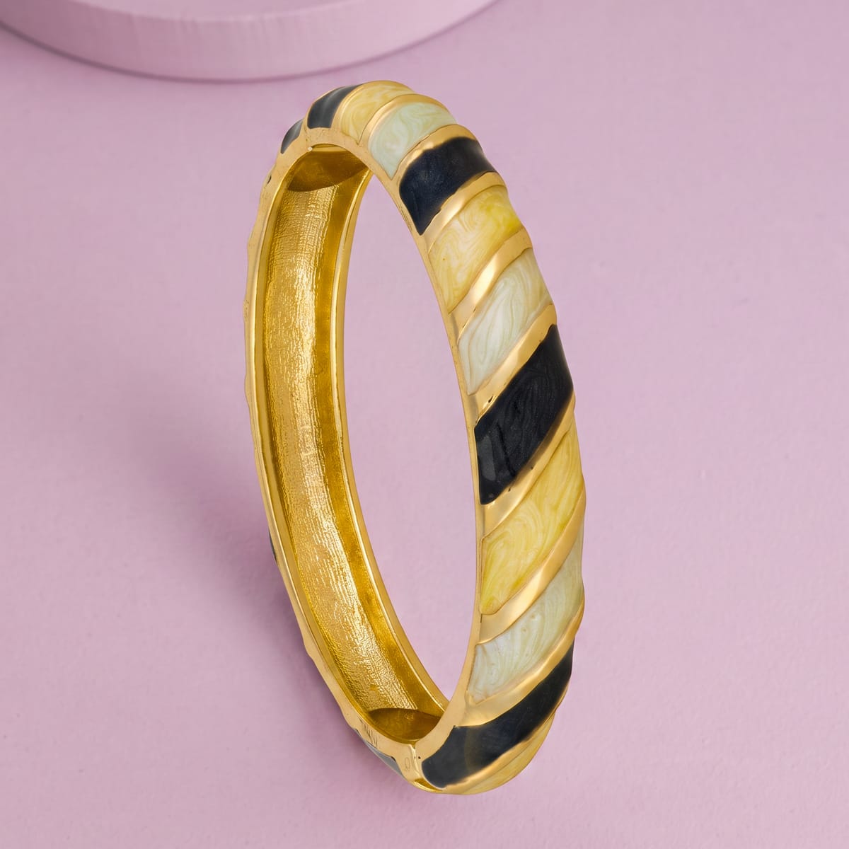 Trendy Kada Trendy Kada 190144