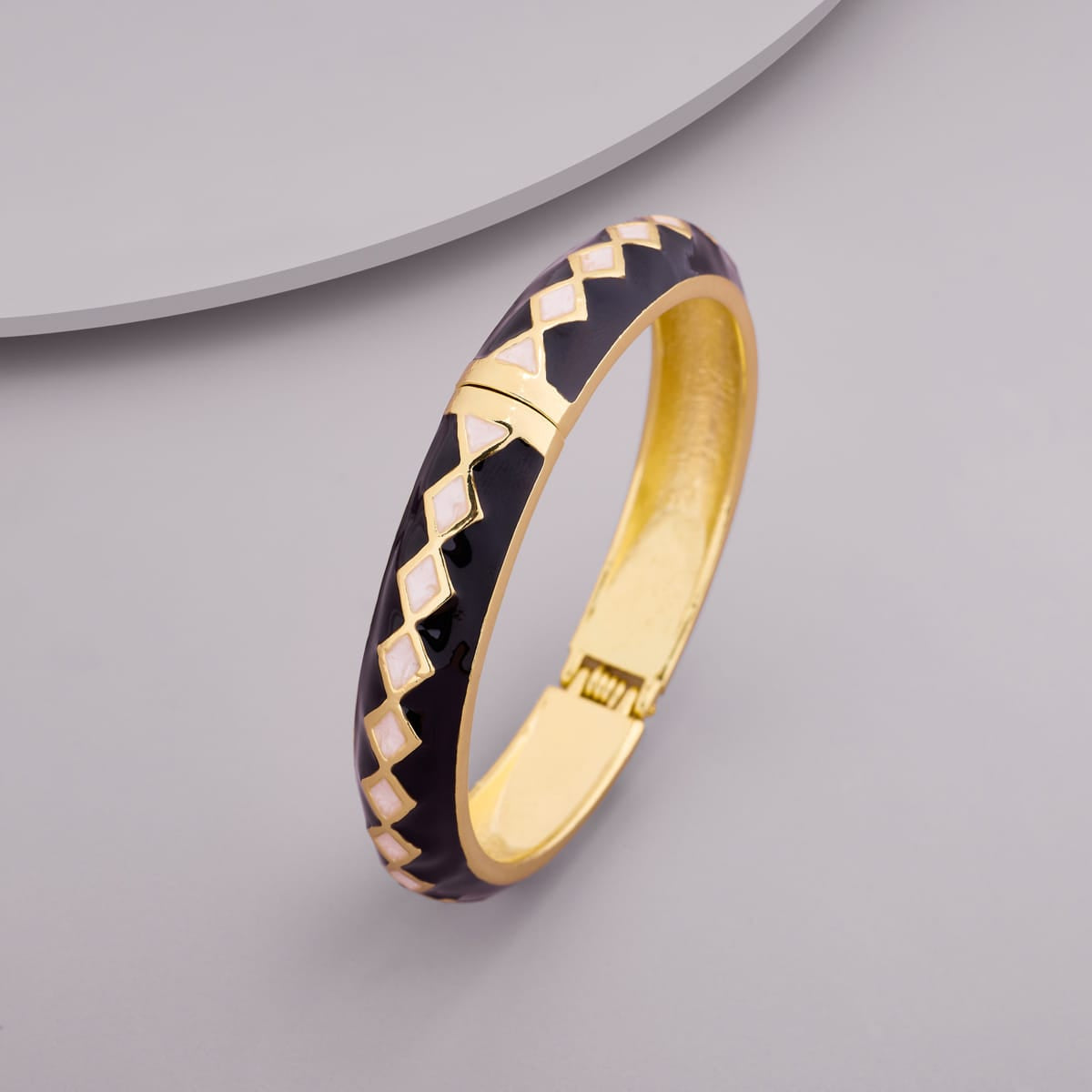 Trendy Kada Trendy Kada 190149