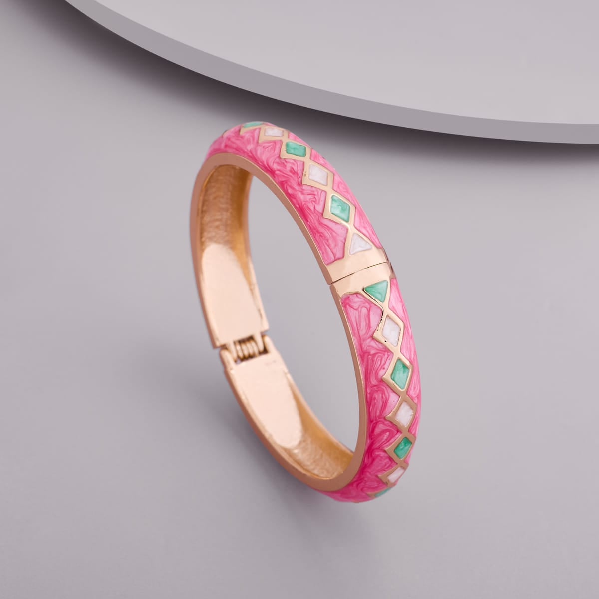 Trendy Kada Trendy Kada 190149
