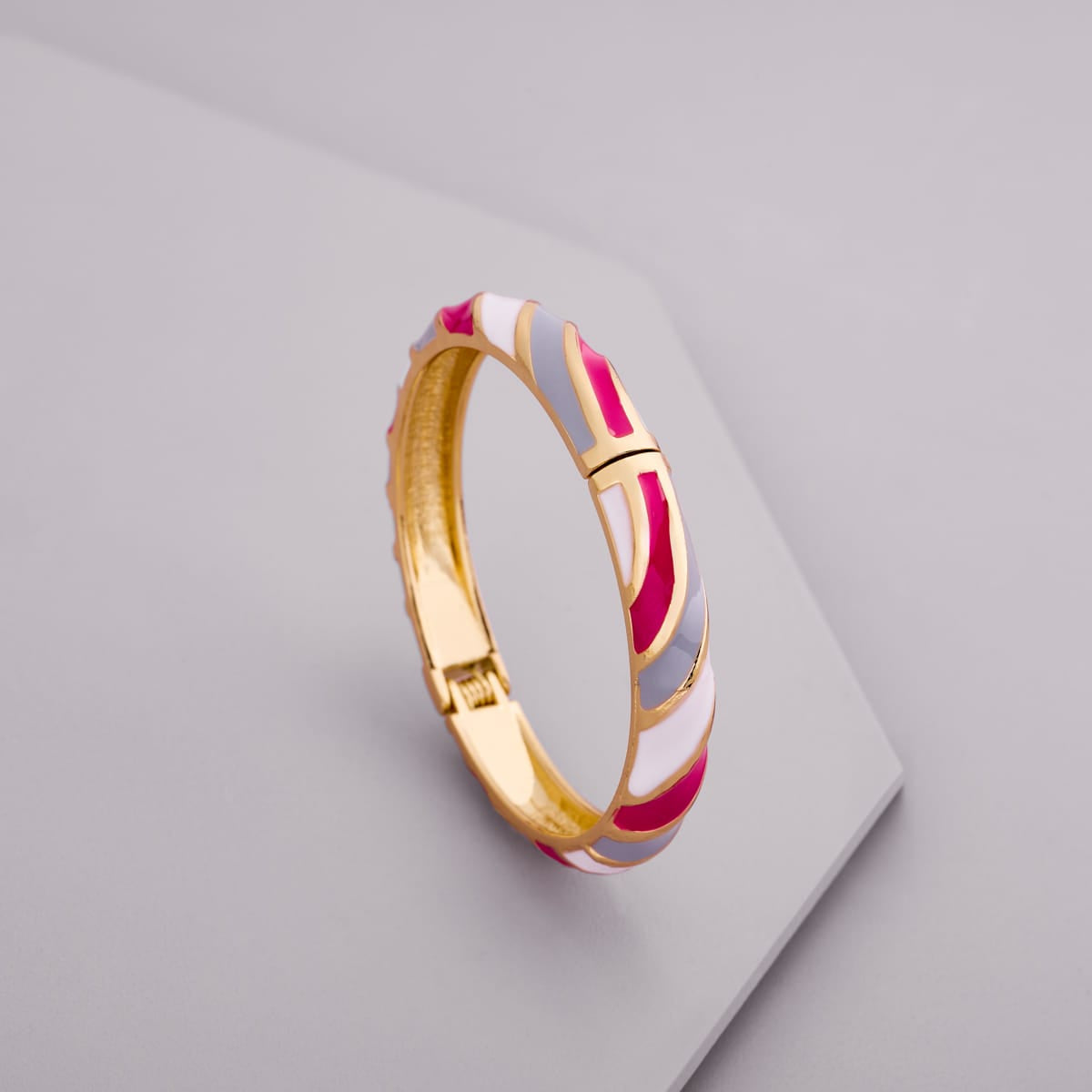 Trendy Kada Trendy Kada 190158