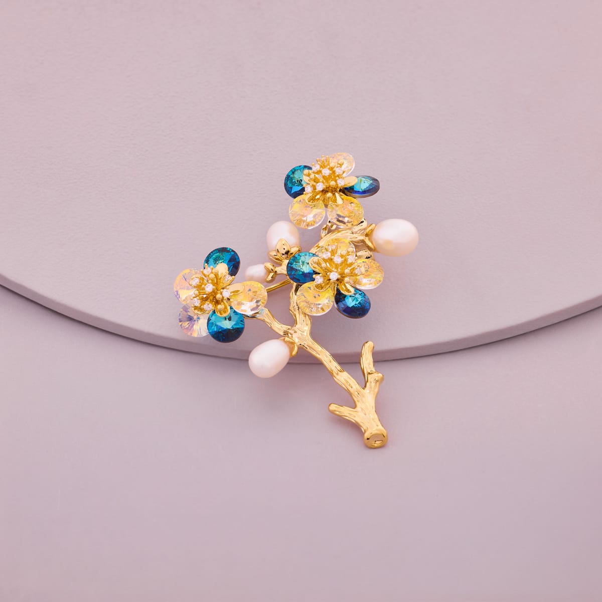 Trendy Saree Brooch Trendy Saree Brooch 204426