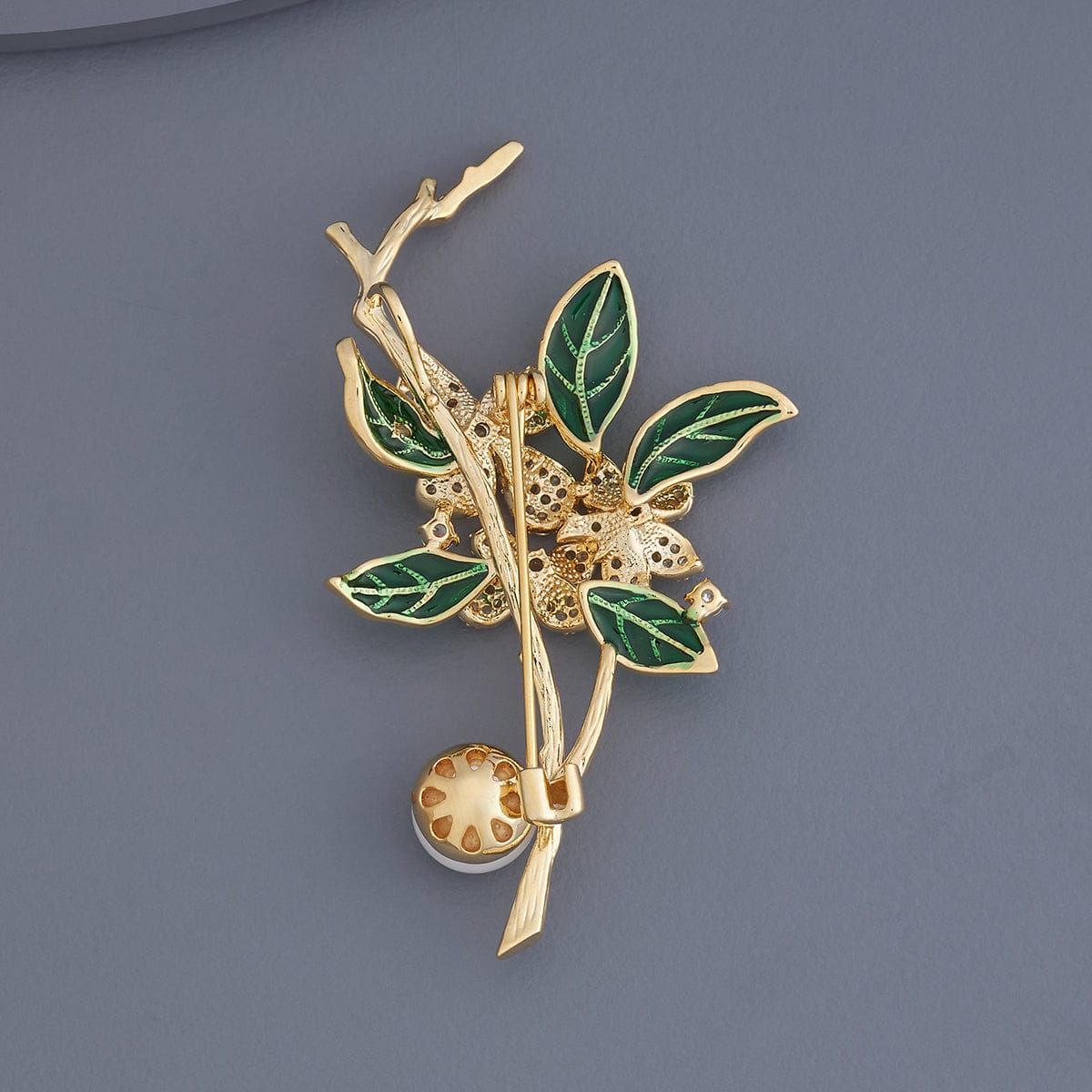Trendy Saree Brooch Trendy Saree Brooch 180023
