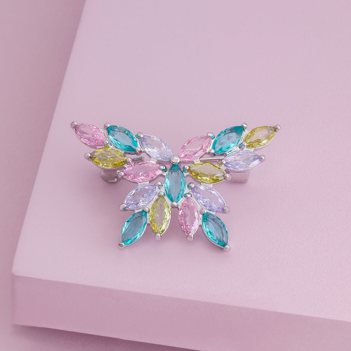 Trendy Saree Brooch Trendy Saree Brooch 189140