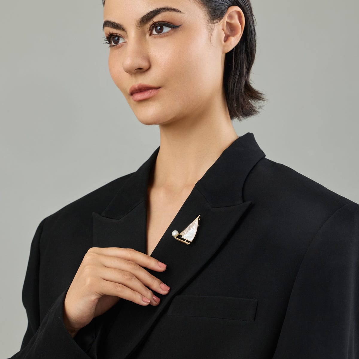 Trendy Saree Brooch Trendy Saree Brooch 189307