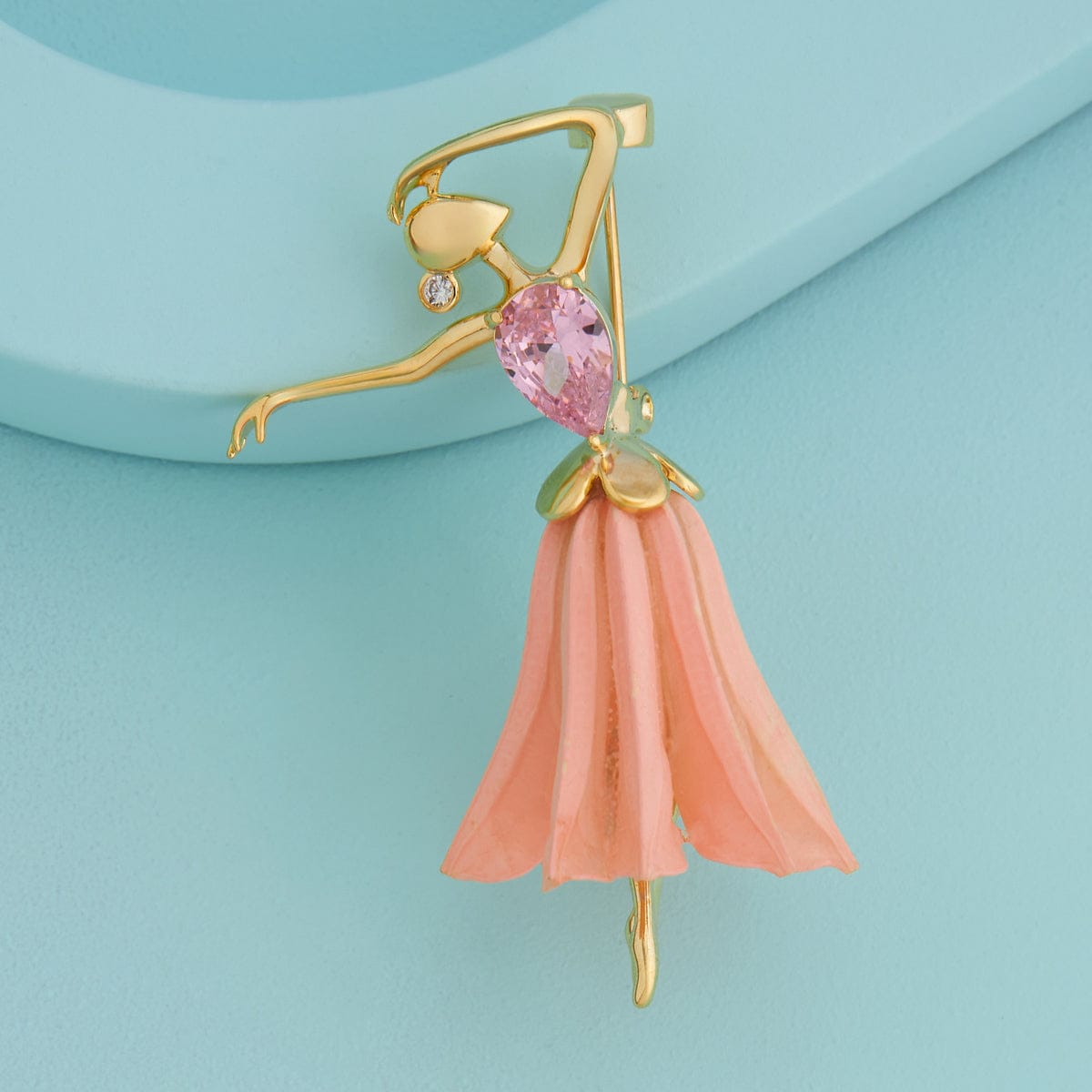 Trendy Saree Brooch Trendy Saree Brooch 192177