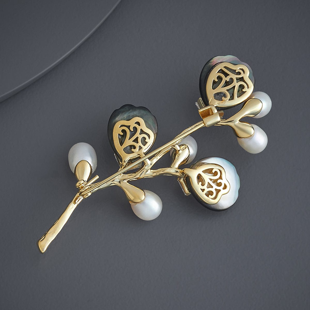 Trendy Saree Brooch Trendy Saree Brooch 171142