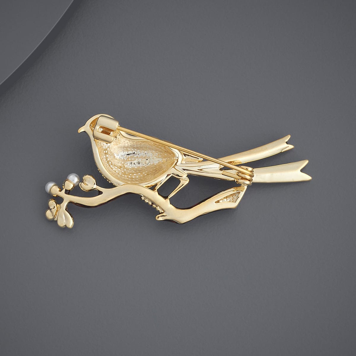 Trendy Saree Brooch Trendy Saree Brooch 184973